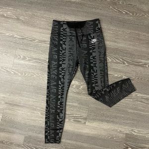 Nike leggings